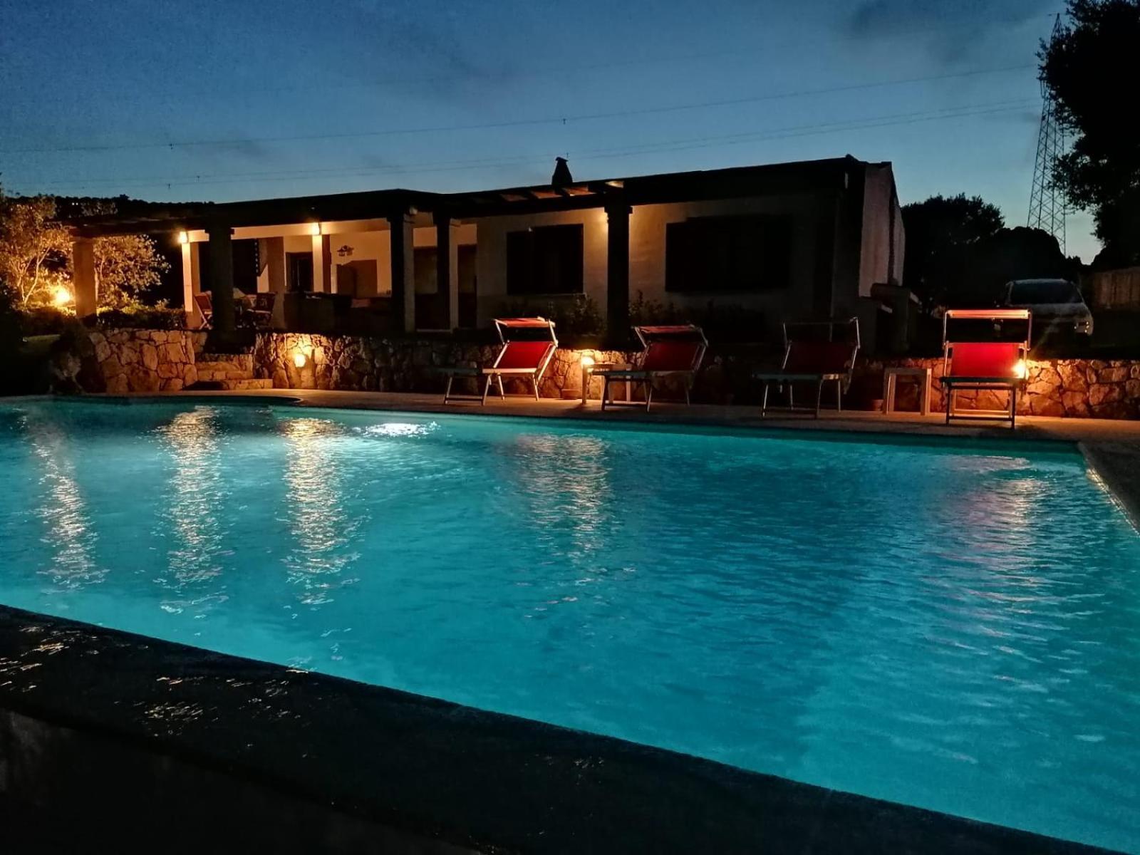 La Sima Villa Con Piscina Vista Mare San Pantaleo Sardegna エクステリア 写真