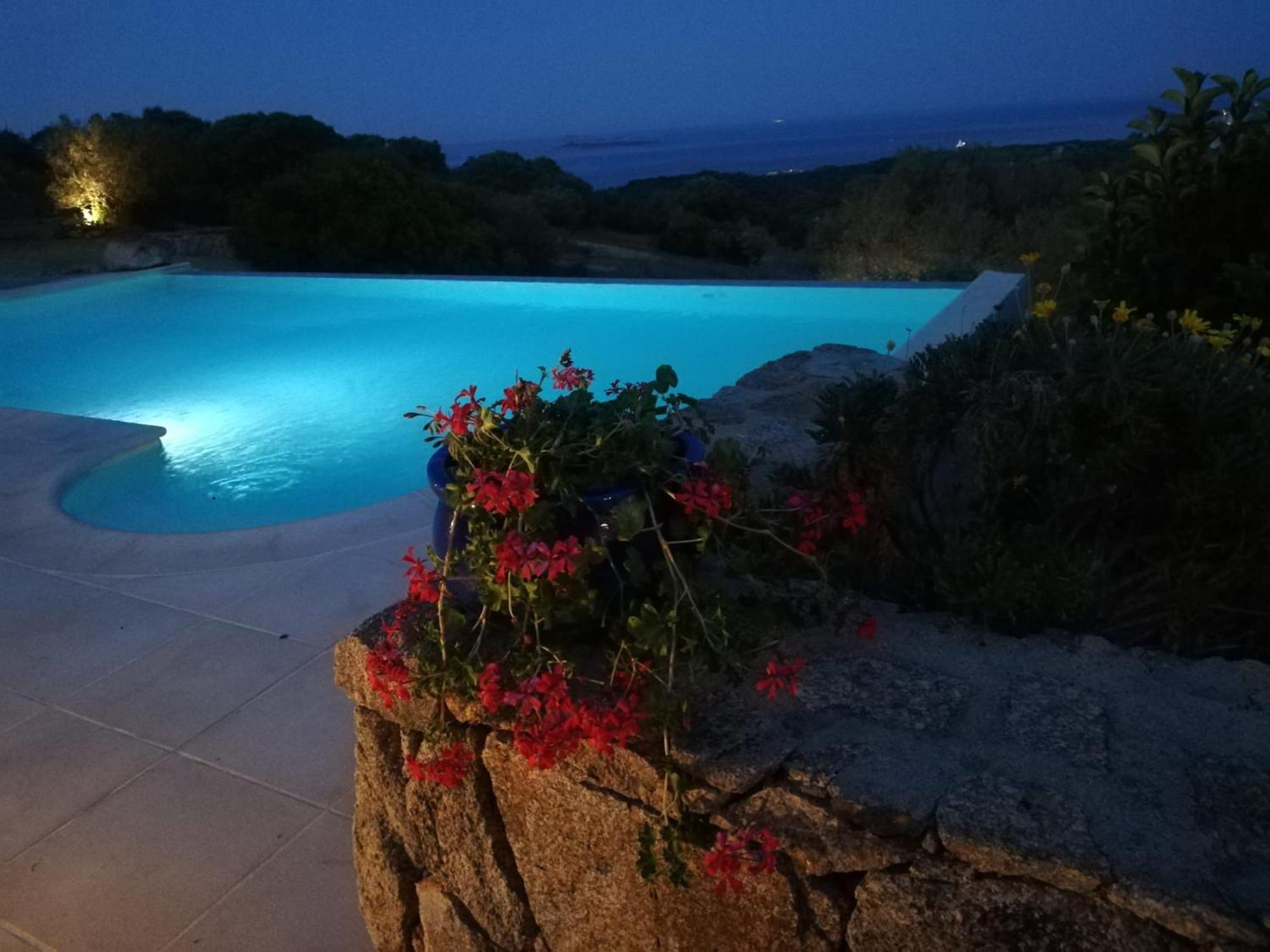 La Sima Villa Con Piscina Vista Mare San Pantaleo Sardegna エクステリア 写真